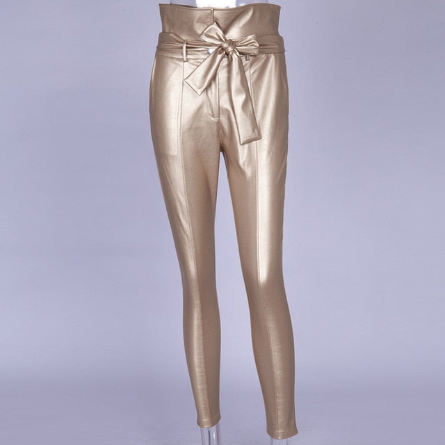 Pantalón lápiz de cintura alta con cinturón negro o dorado Mujer Cuero sintético